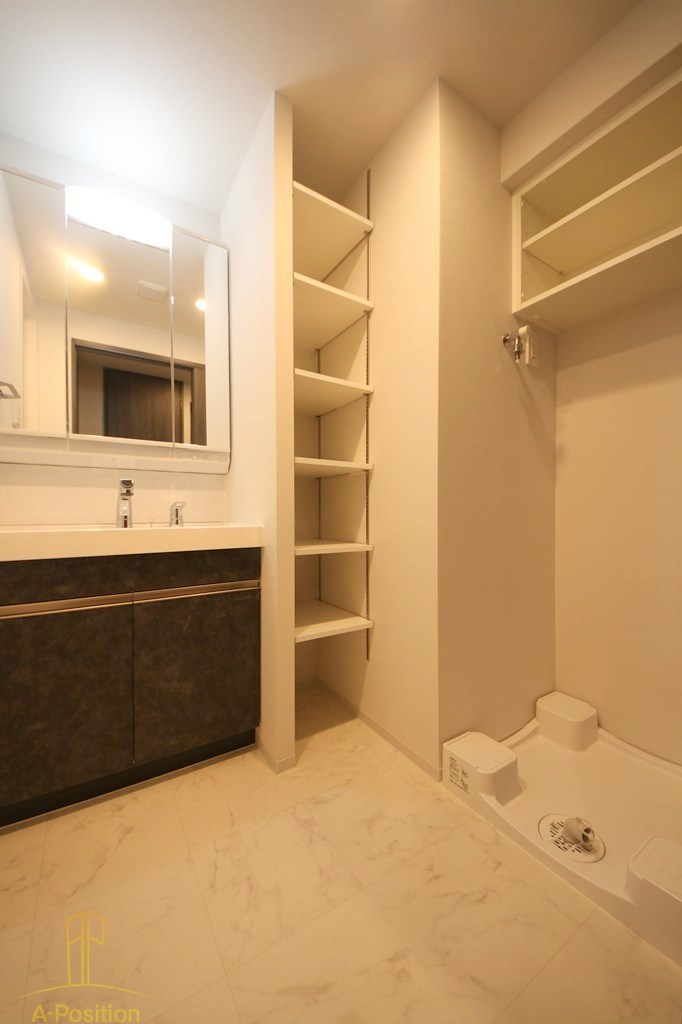 J.GRAN Court京町堀