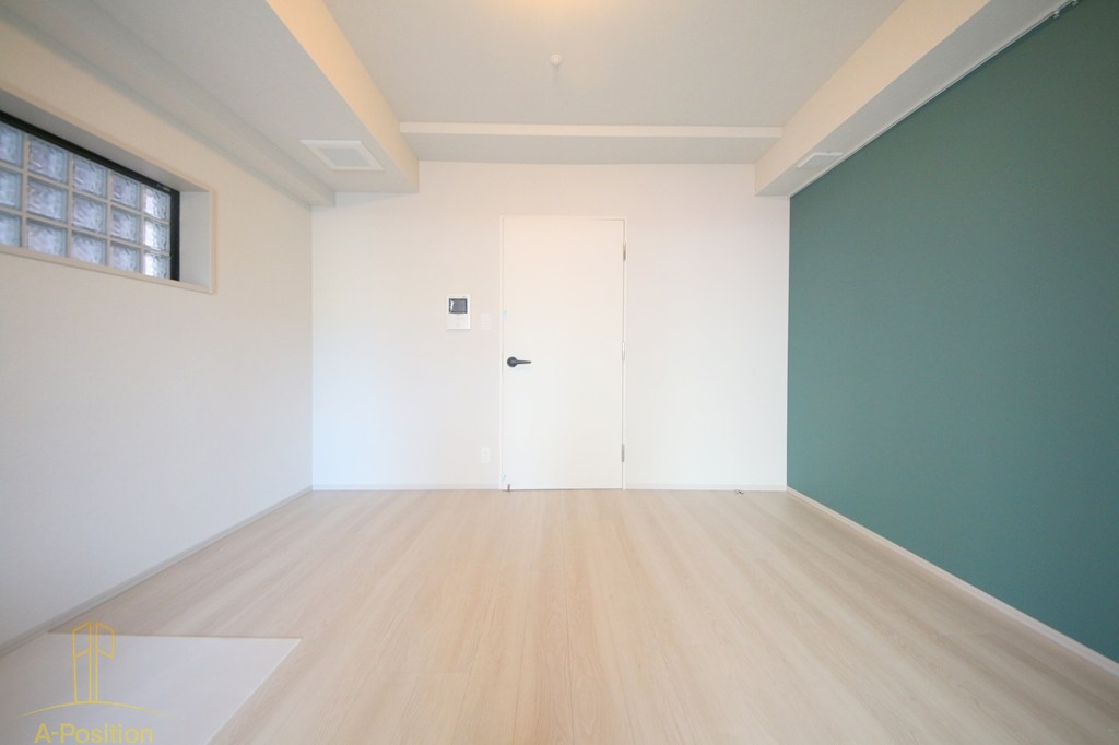 THE MUSIC COURT