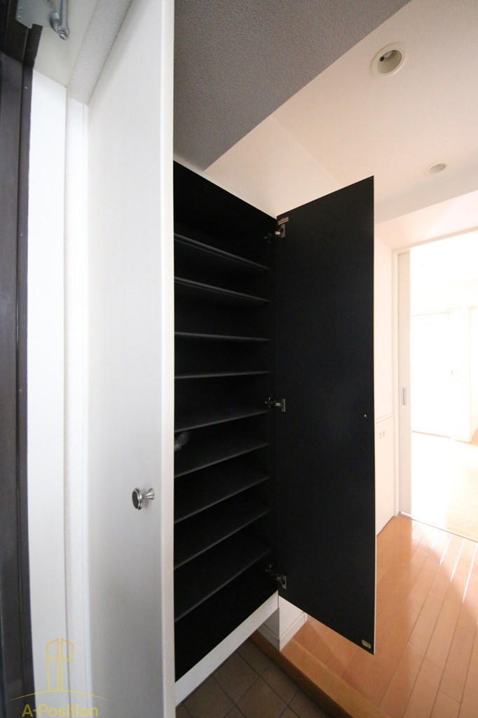 FLAT INN UESHIO