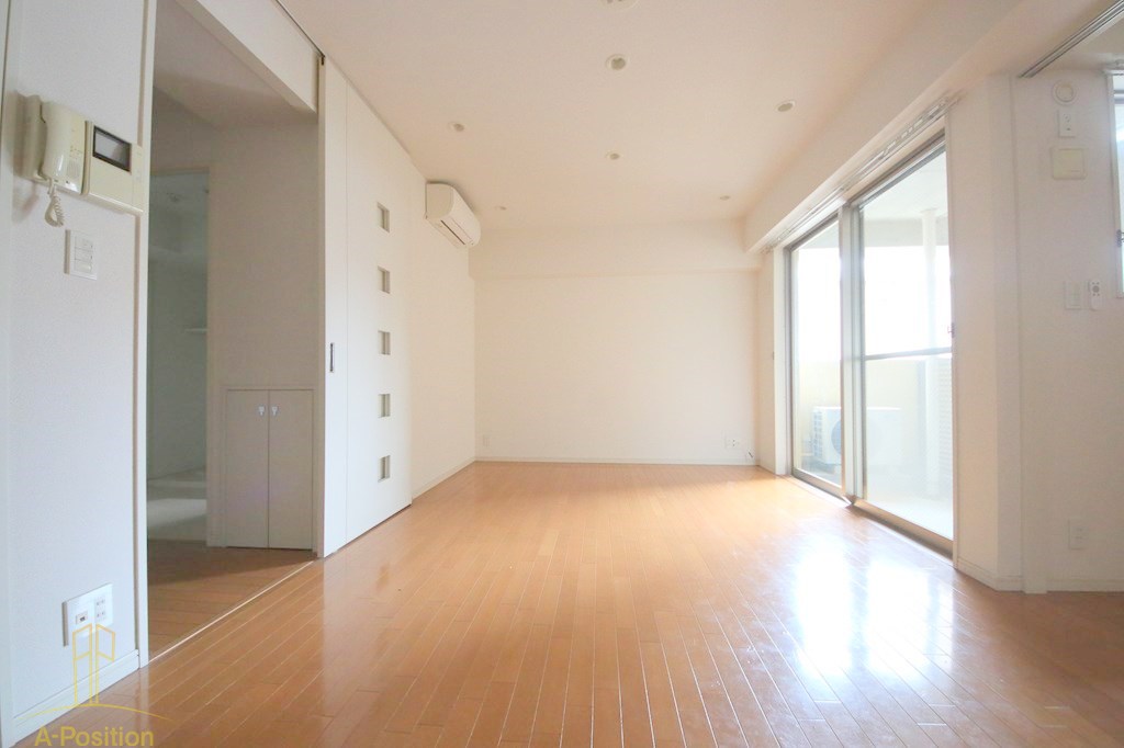 FLAT INN UESHIO