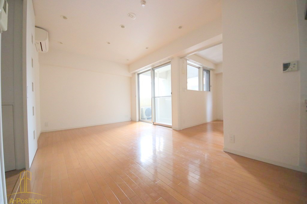 FLAT INN UESHIO