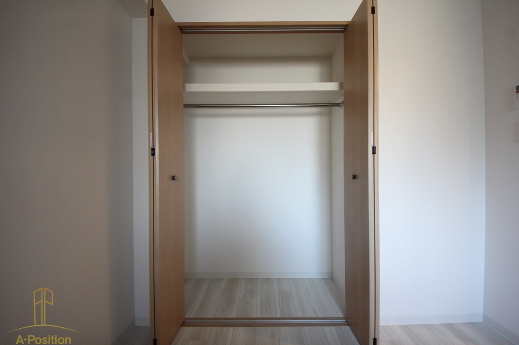 GLUCKMAISON/S-EBIE XI