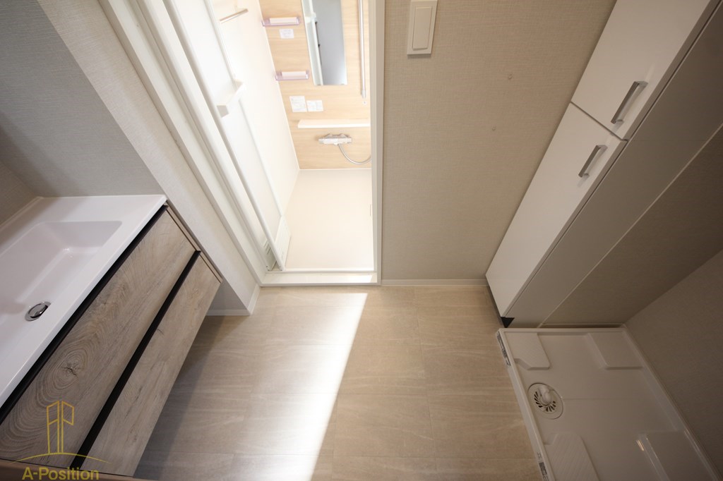 GLUCKMAISON/S-EBIE XI