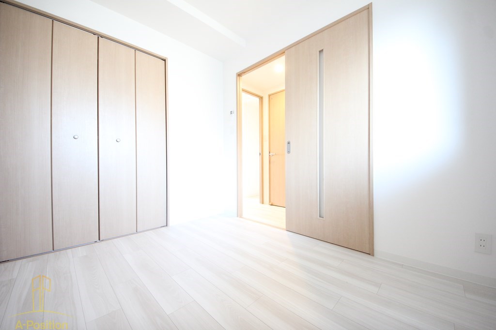 GLUCKMAISON/S-EBIE XI
