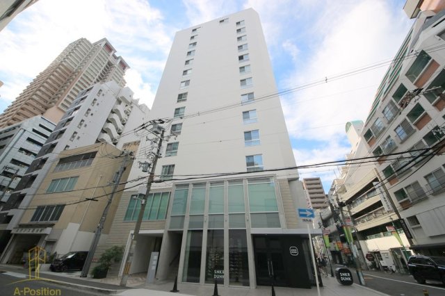 Wave on Horie Tower