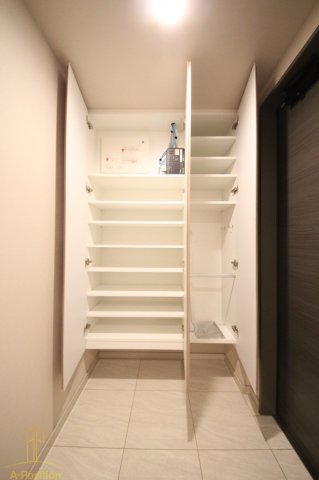 ブランズタワー梅田Nort