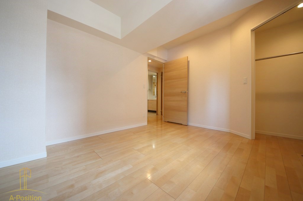 INOYA BLDG RESIDENCE