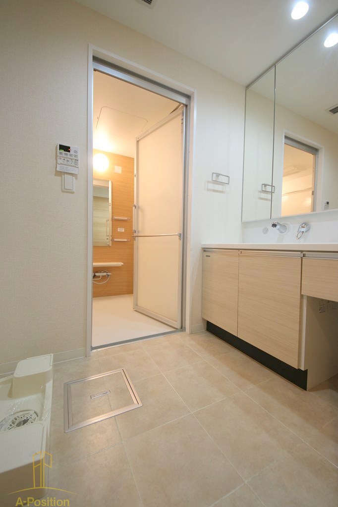 INOYA BLDG RESIDENCE