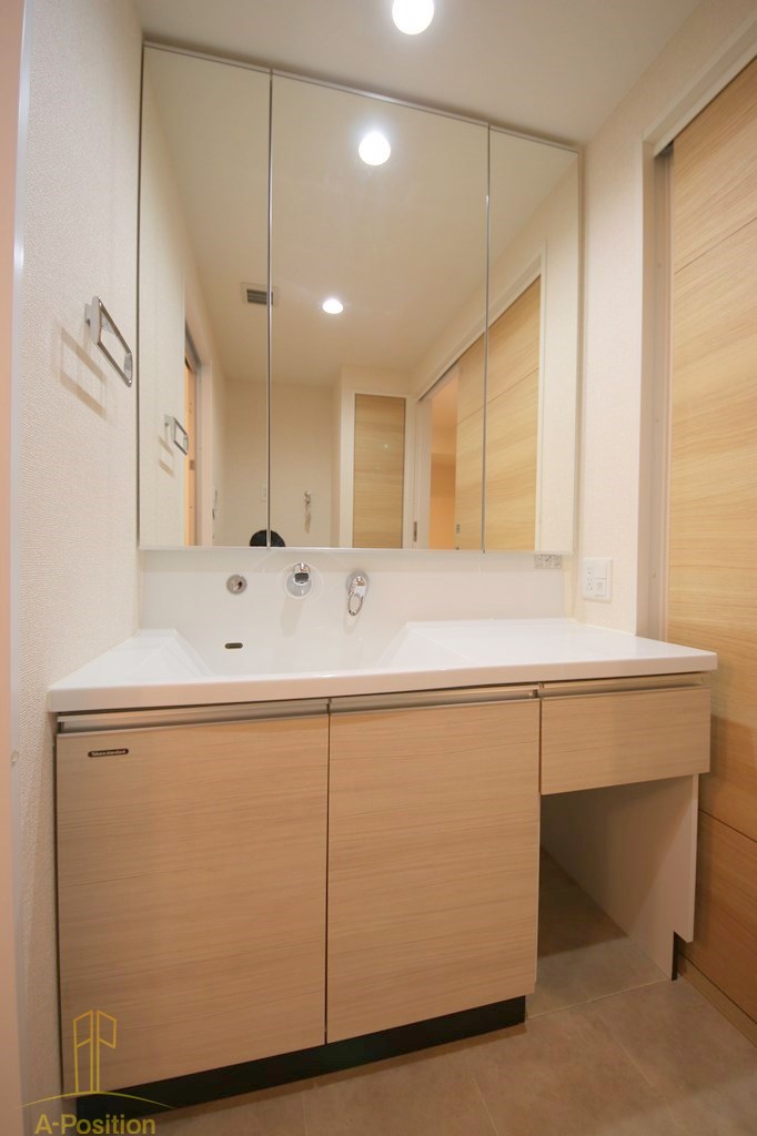 INOYA BLDG RESIDENCE