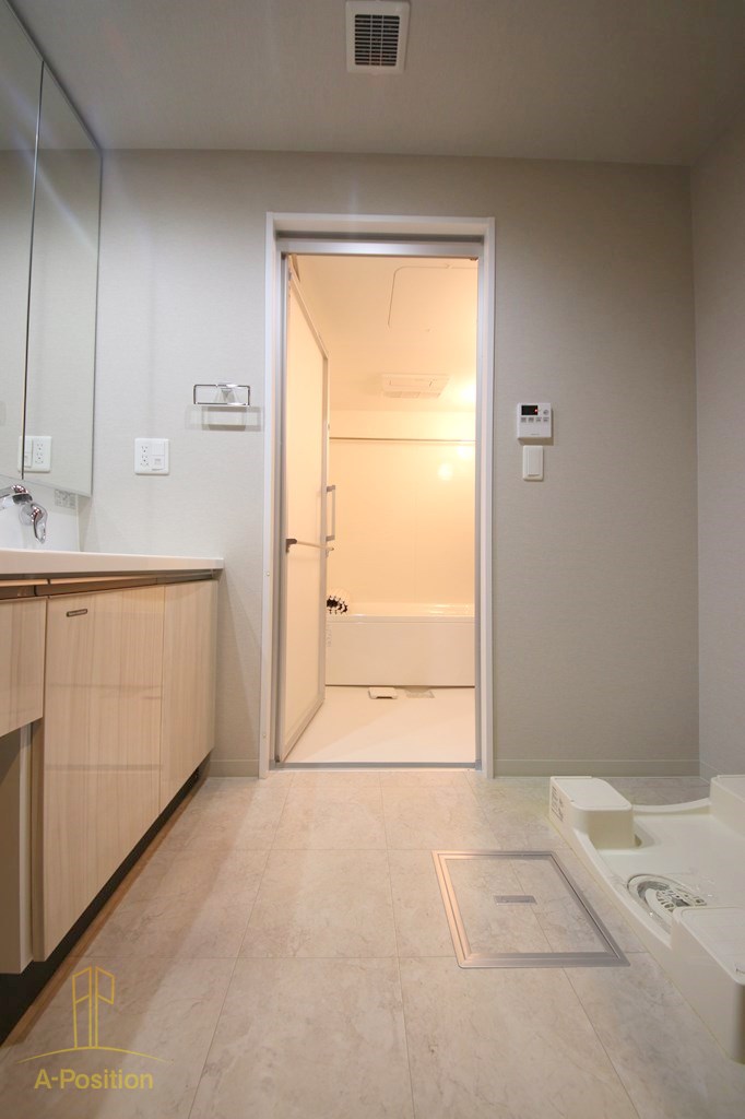 INOYA BLDG RESIDENCE