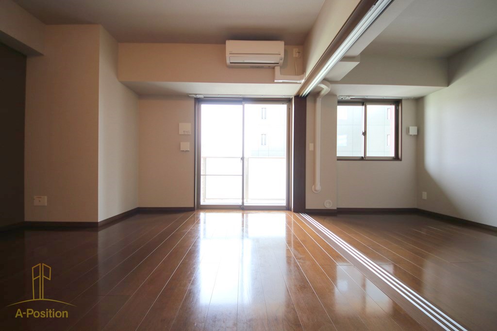 INOYA BLDG RESIDENCE