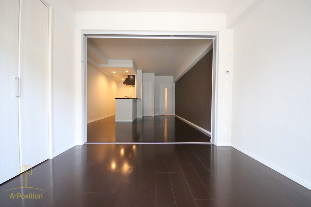 INOYA BLDG RESIDENCE