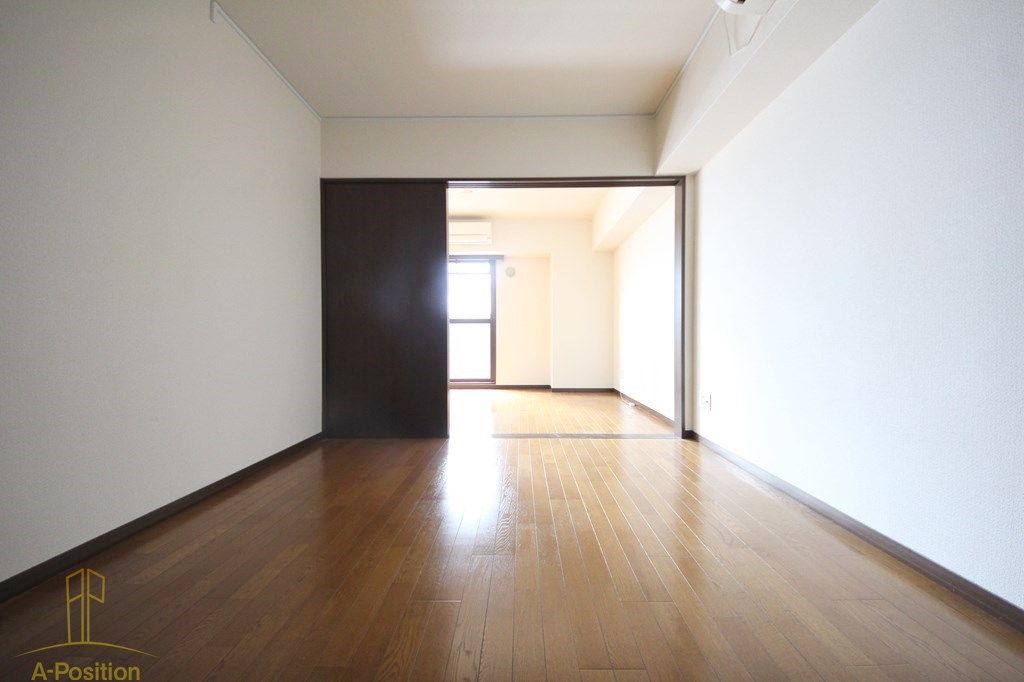 ビガーポリス556紅梅町アーデン南森町