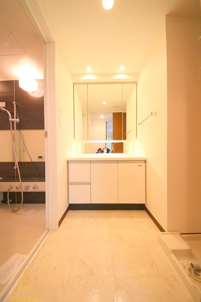 フロンティアタワー日本橋