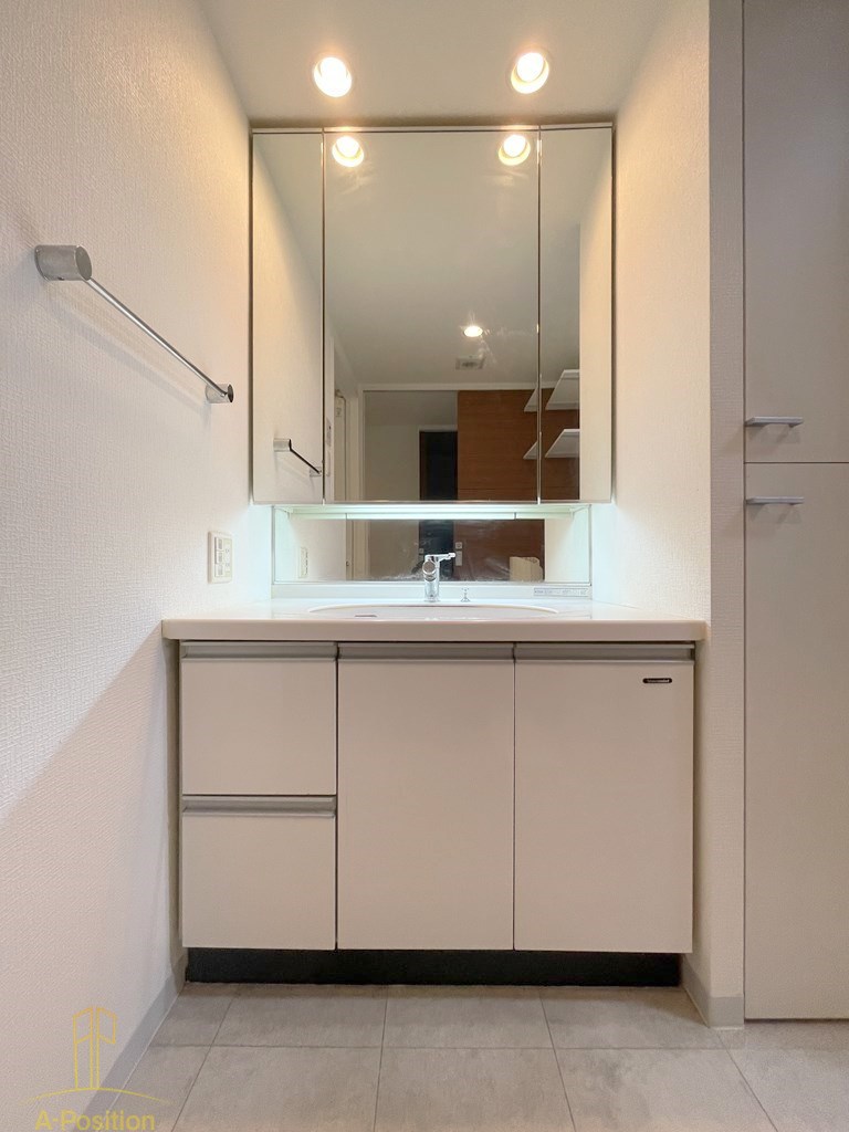 フロンティアタワー日本橋