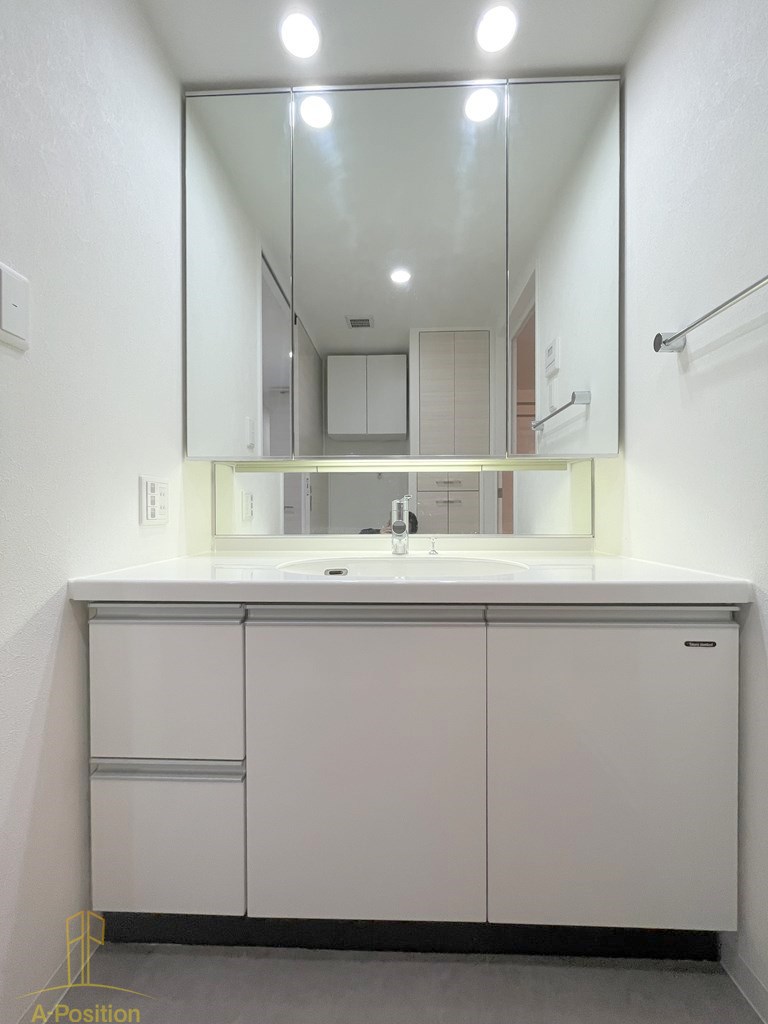 フロンティアタワー日本橋