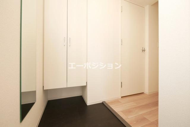 セレニテ難波ミラク参番館