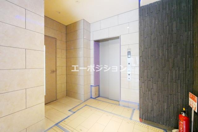 セレニテ難波ミラク参番館