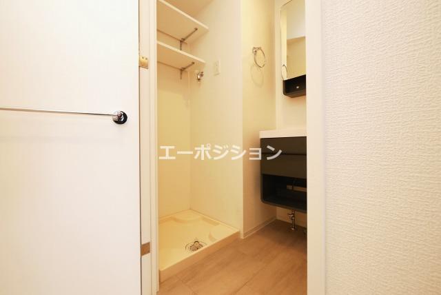 セレニテ難波ミラク参番館