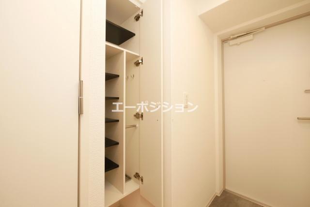 セレニテ難波ミラク参番館