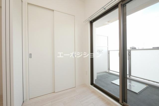 セレニテ難波ミラク参番館