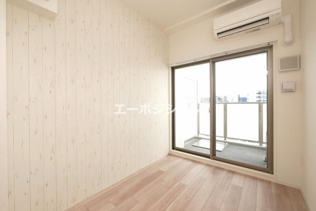 セレニテ難波ミラク参番館