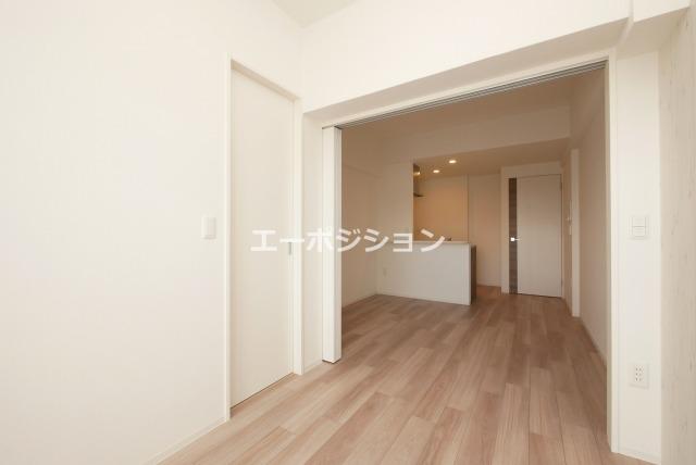 セレニテ難波ミラク参番館