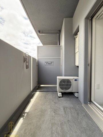 セレニテ難波リアン