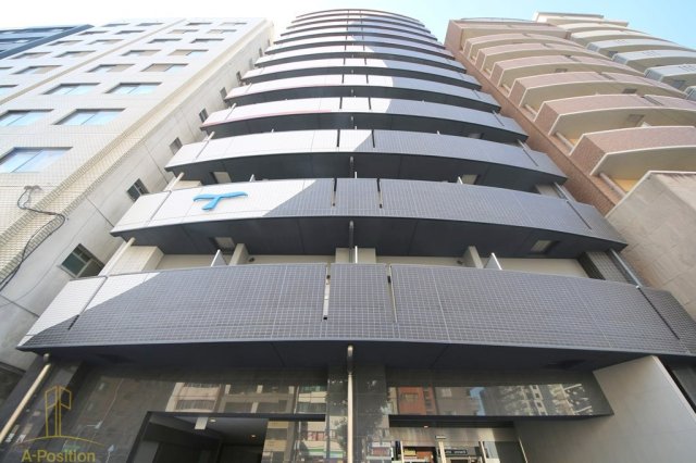 セレニテ難波リアン