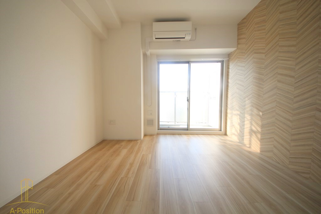 セレニテ難波リアン