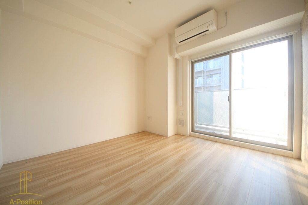 セレニテ難波リアン