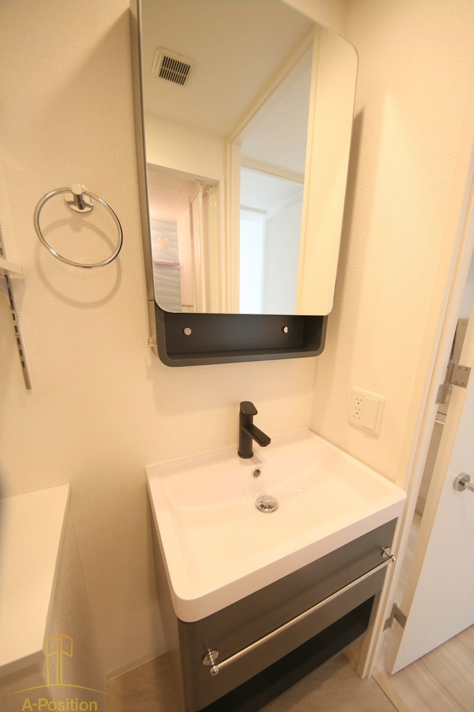 セレニテ難波リアン