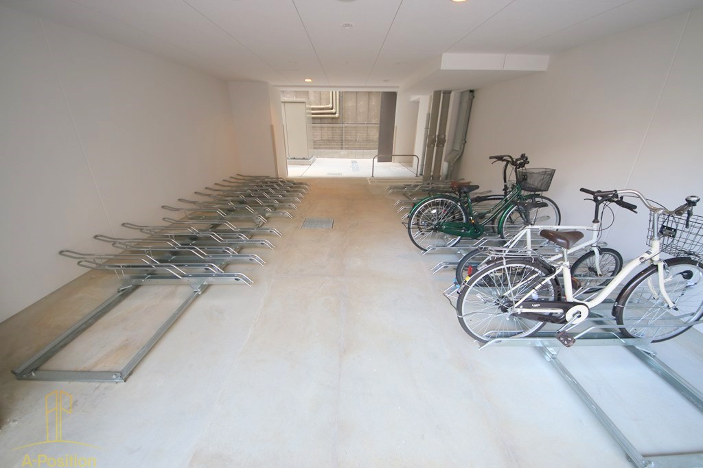 セレニテ本町東リアン