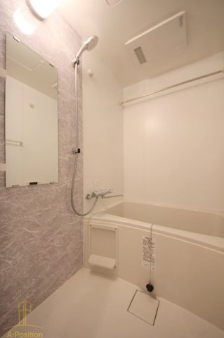 コンフォリア・リヴ南森町Q