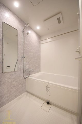 コンフォリア・リヴ南森町Q