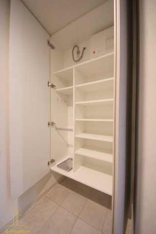 コンフォリア・リヴ南森町Q