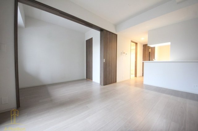 コンフォリア・リヴ南森町Q