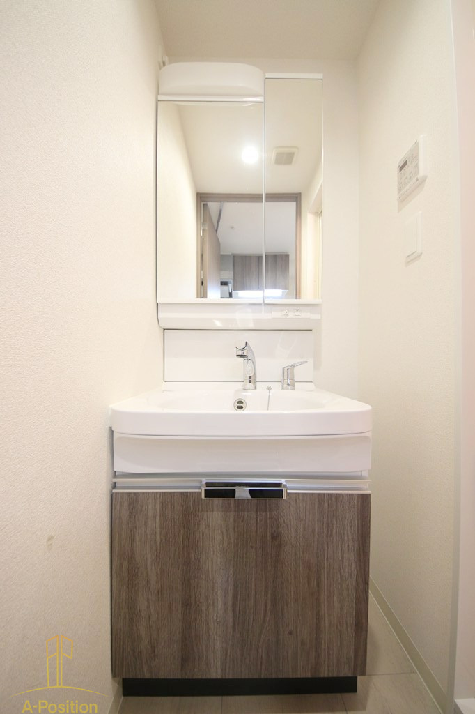 プレサンス大国町アドロッソ