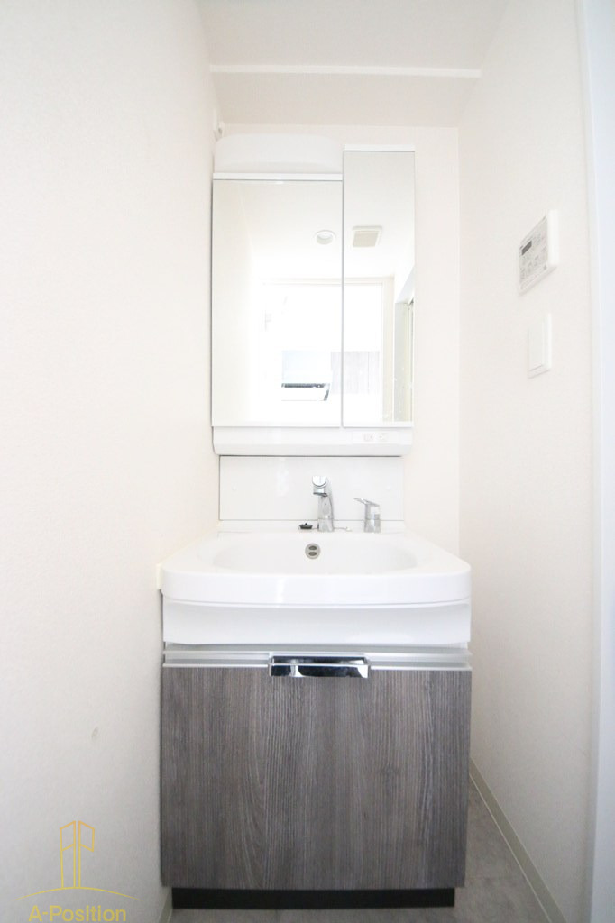 プレサンス大国町アドロッソ