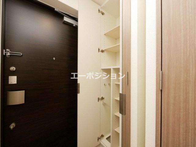 プレサンス大国町アドロッソ