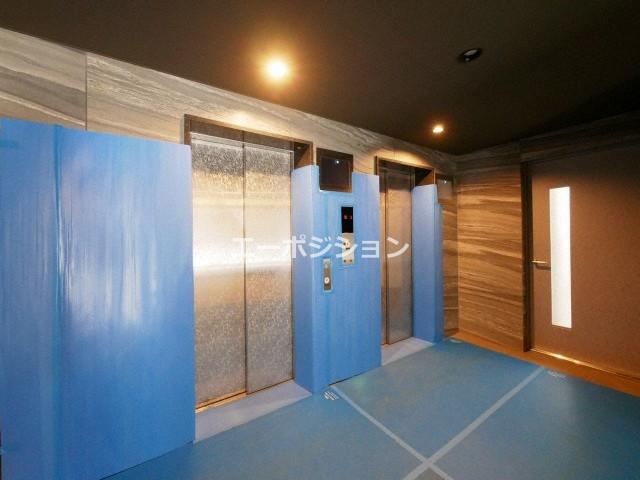 プレサンス大国町アドロッソ