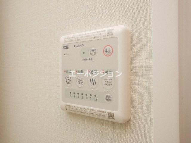 ワールドアイ難波南ポルタ