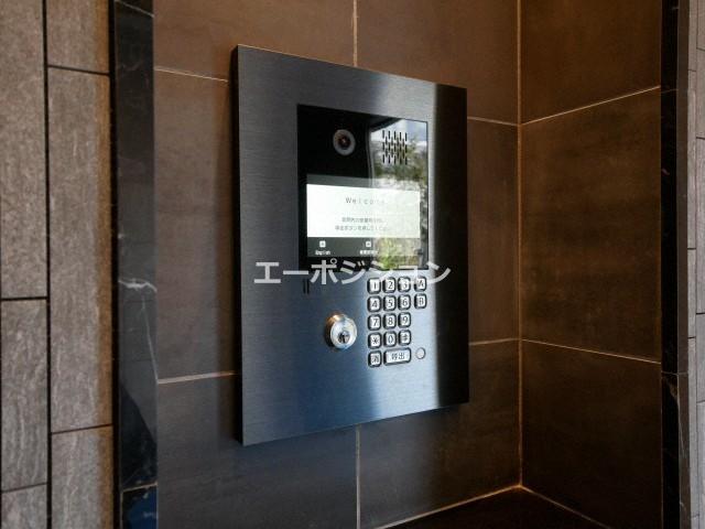 ワールドアイ難波南ポルタ