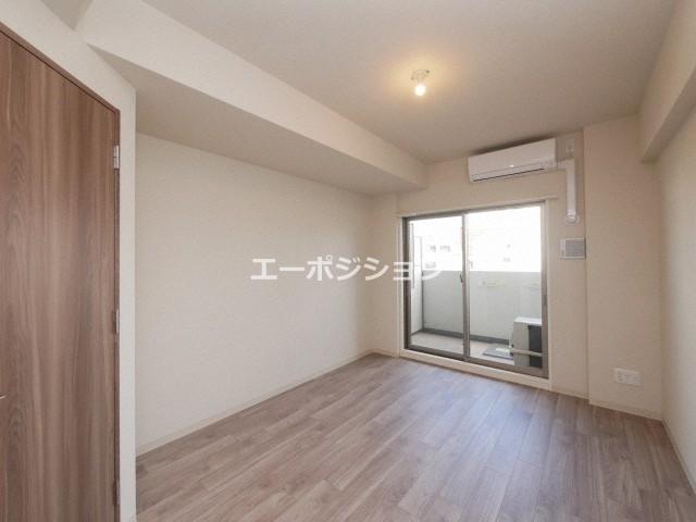 ワールドアイ難波南ポルタ