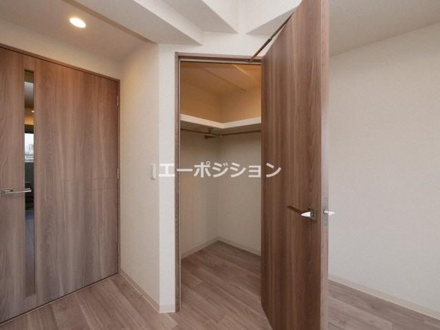 ワールドアイ難波南ポルタ