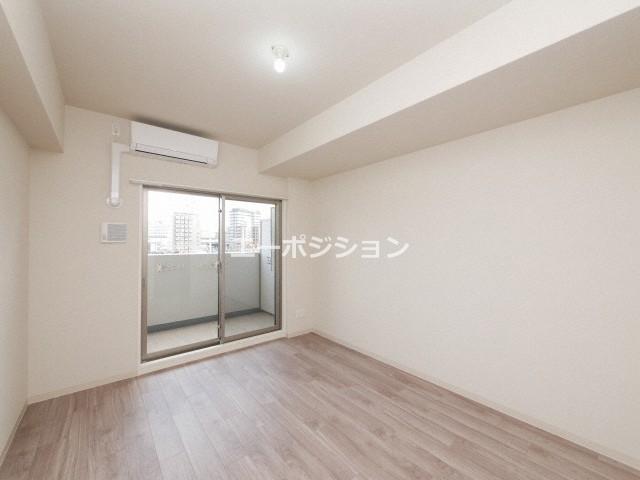 ワールドアイ難波南ポルタ