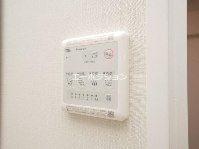 ワールドアイ難波南ポルタ