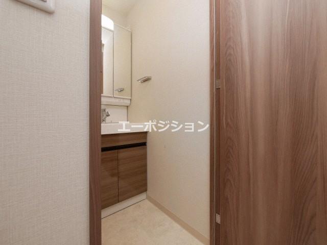 ワールドアイ難波南ポルタ