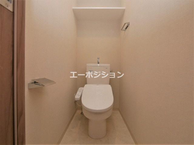 ワールドアイ難波南ポルタ