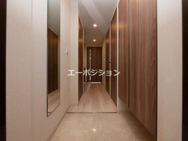 ワールドアイ難波南ポルタ